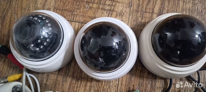 Комплект видеонаблюдения (регистратор и камеры)