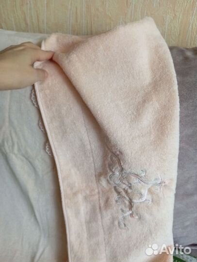 Полотенце новое 70 на 140