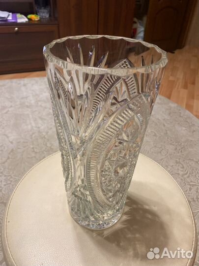 Ваза хрустальная высокая для цветов