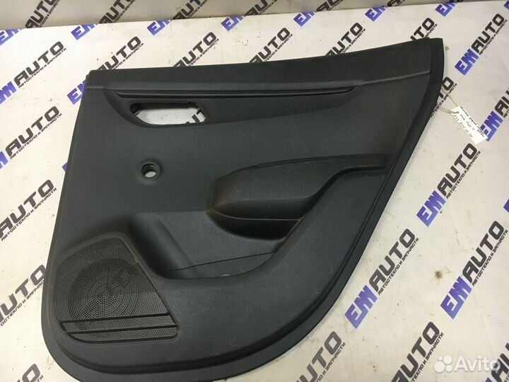 Обшивка двери задней правой Киа Рио 4