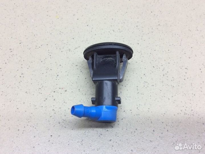 Форсунка омывателя заднего стекла Jeep Grand