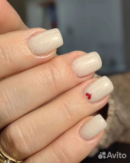 Маникюр педикюр