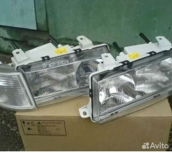 Передние фары ваз 2110
