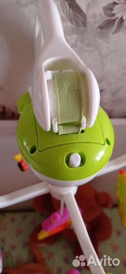 Развивающий коврик и мобиль на кроватку