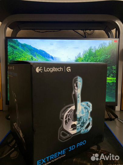 Джойстик Logitech Extreme 3D
