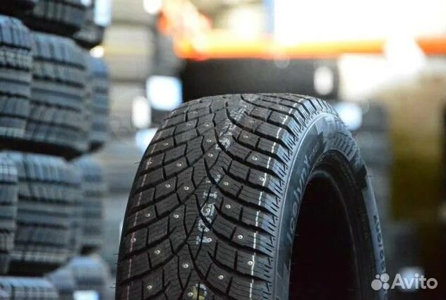 Triangle IcelynX TI501 235/60 R18 107T