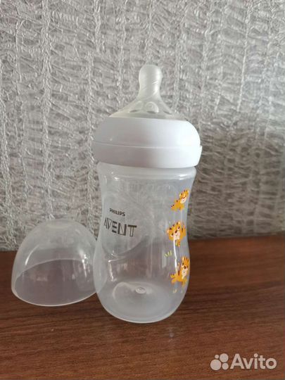 Бутылочки и поильники