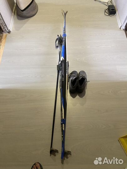 Беговые лыжи