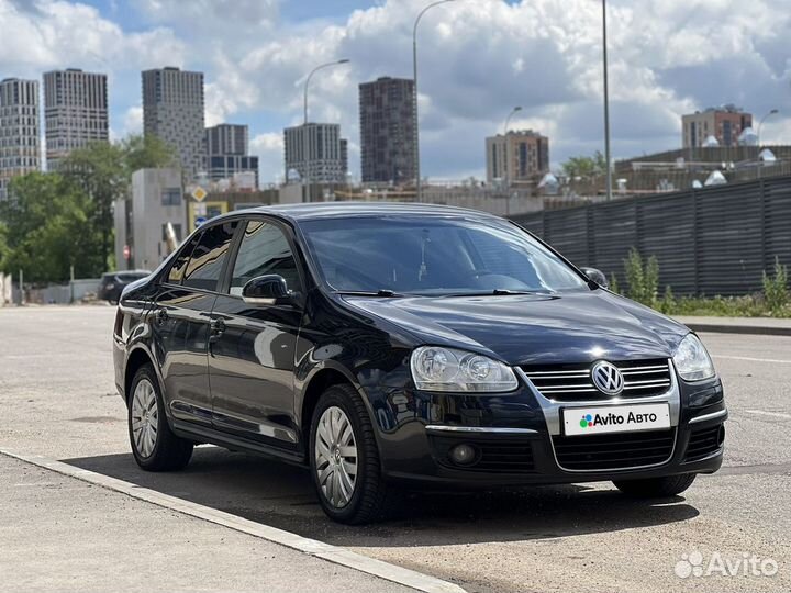 Volkswagen Jetta 1.6 МТ, 2010, 214 100 км