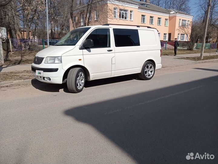 Volkswagen Transporter 2.5 МТ, 2006, 270 000 км