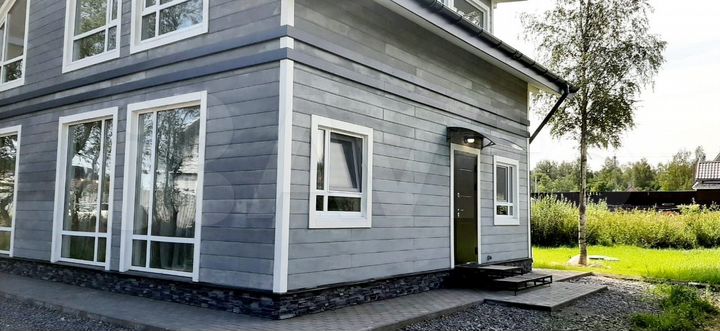 Коттедж 165 м² на участке 10 сот.