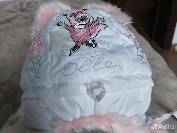 Шапочка для девочки зимняя