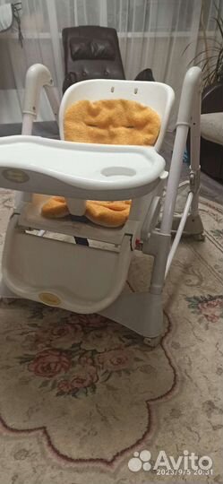 Стул для кормления