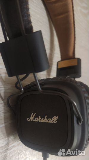 Проводные наушники marshall