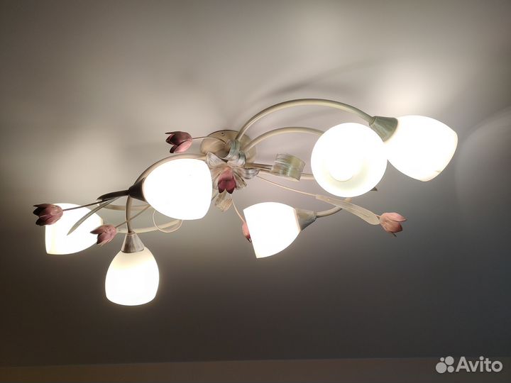 Люстра потолочная бу