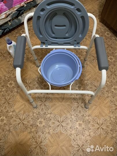 Санитарный стул туалет