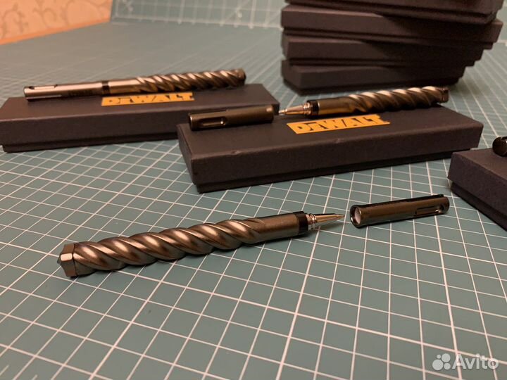 Шариковая Ручка Dewalt (в виде бура)