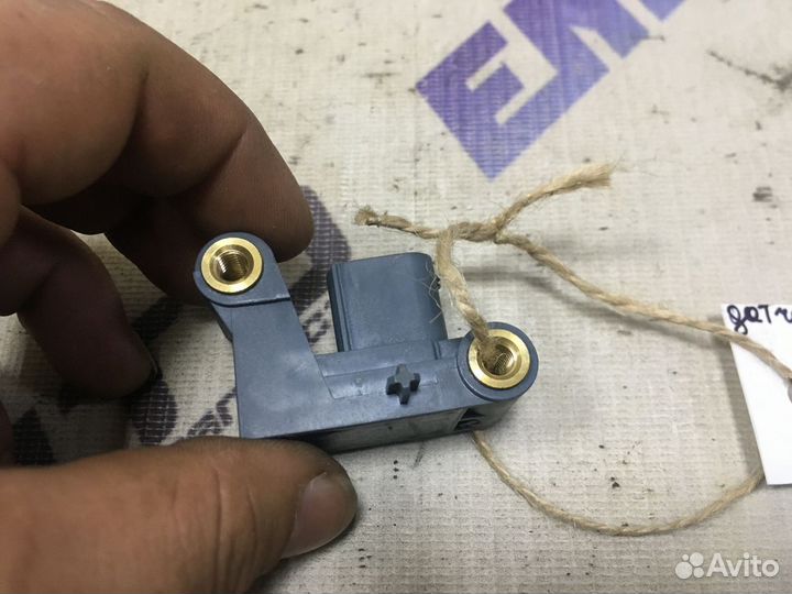 Датчик удара AIR BAG бмв 730D F01 седан, дизель