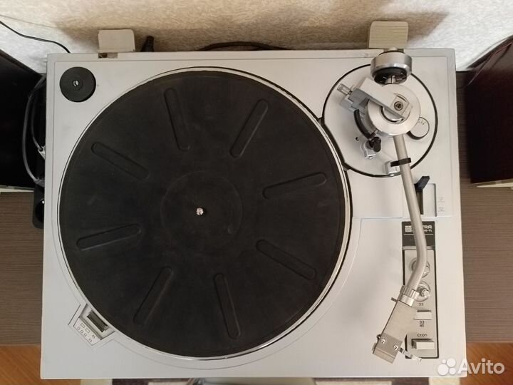 Усилитель radiotehnika/проигрыватель арктур СССР