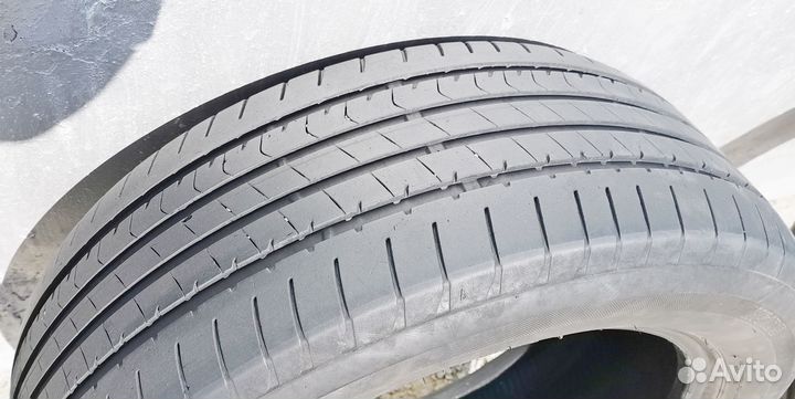 Bridgestone Ecopia EP300 215/55 R17 94V