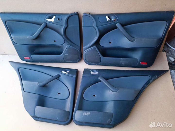 Обшивки дверей Шкода Октавия тур А4