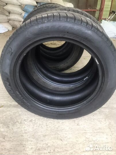 Pirelli Scorpion Winter 235/55 R19