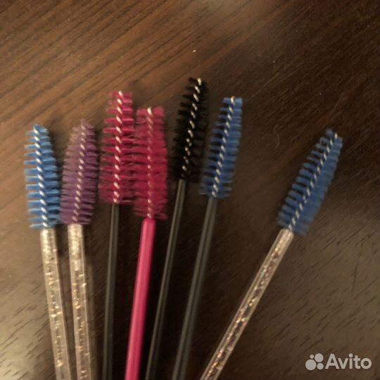 Щеточки для ресниц