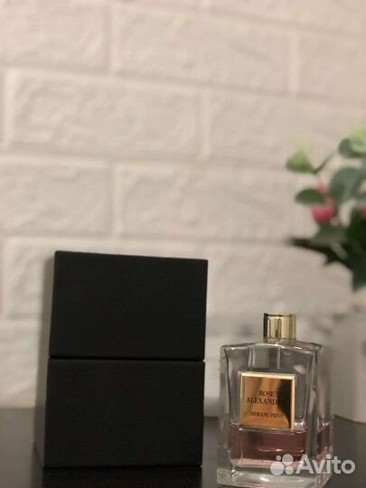 Парфюмы Lacoste blanc L.12.12/Armani prive