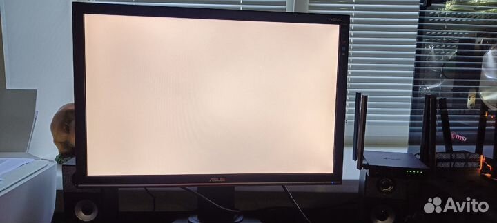 Монитор asus VW22ATL