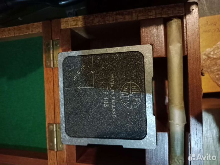 Призма многогранная 90 градусов hilger &Watts