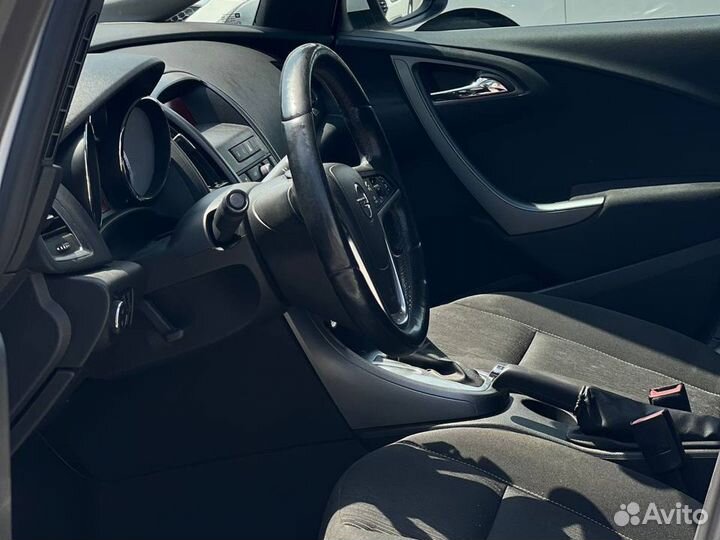 Opel Astra 1.6 AT, 2014, 122 100 км