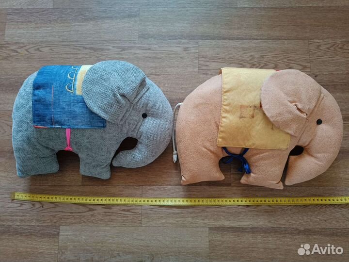 Слоны (игрушка, диванная подушка)