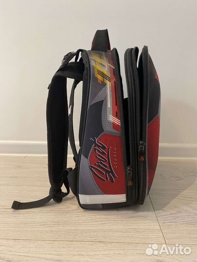 Портфель школьный для мальчика ортопедический