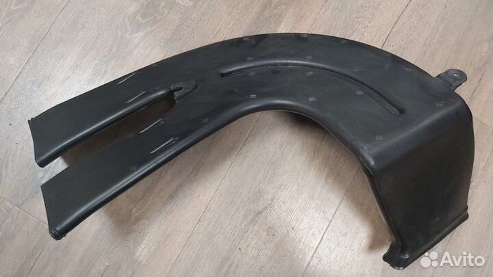 Воздуховод правый Bmw X5 E53 M62 4.6IS 2002