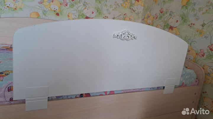 Бортик (ограничитель) для кровати