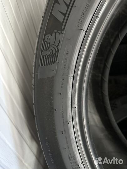 Michelin Pilot Sport 4 SUV 285/45 R22 и 325/40 R22