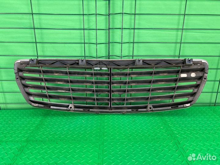 Решетка радиатора Mercedes-Benz E W211 M112.913