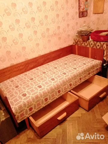 Тахта с выдвижными ящиками. СССР , ширина 180, глубина 78 , б/у ...