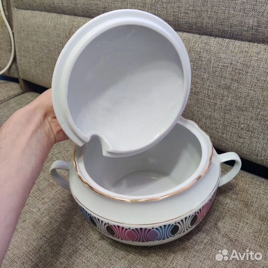 Супница фарфоровая СССР