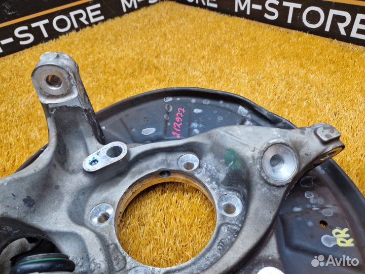 Кулак поворотный задний правый Mercedes-Benz