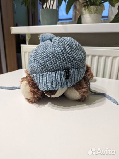 Зимняя шапка lassie