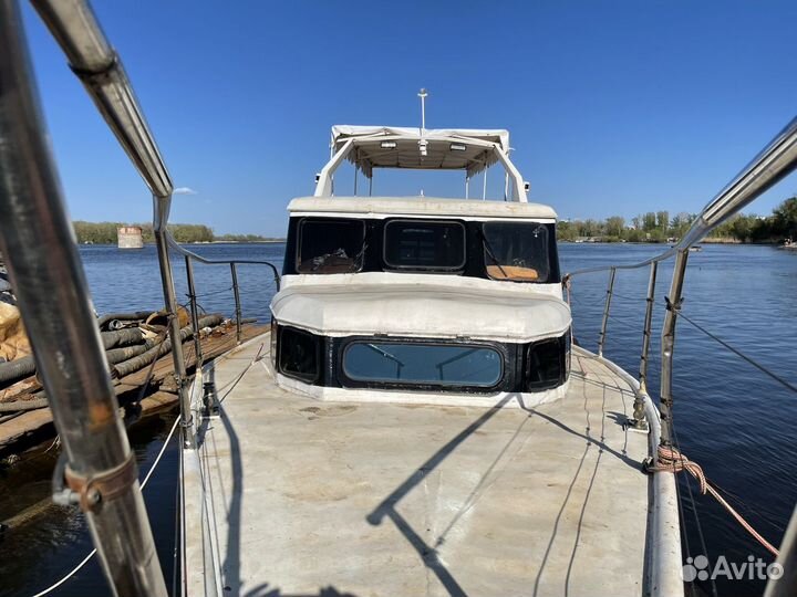 Продам прогулочный Катер (Моторную яхту)