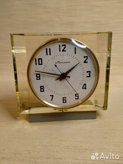 Настольные часы Молния