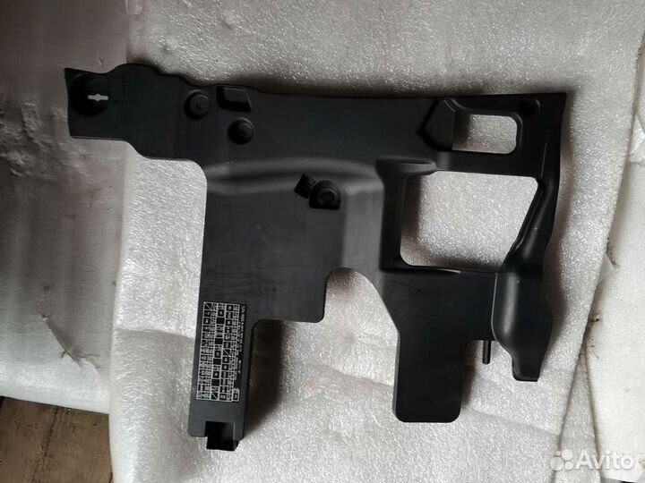 Накладка торпеды нижняя левая acura zdx