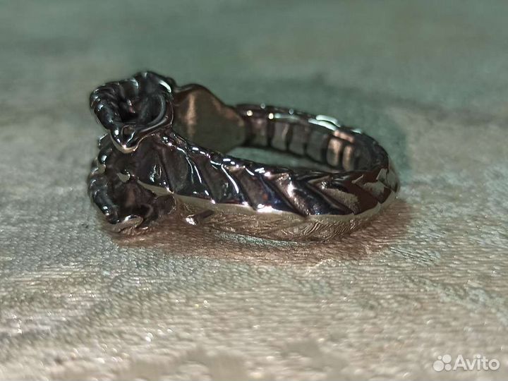 Кольцо-амулет 