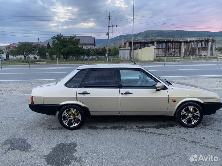 ВАЗ 21099 1.5 МТ, 2000, 280 000 км