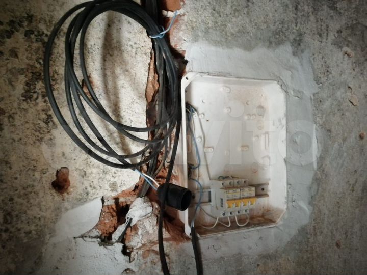 Комната 15 м² в 2-к., 1/1 эт.