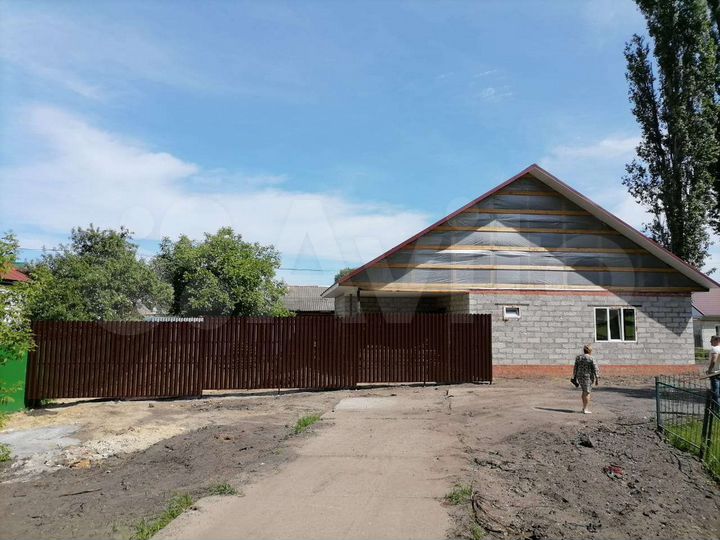 Дом 130 м² на участке 4 сот.