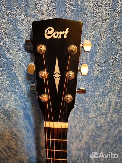 Акустическая гитара Cort AD810