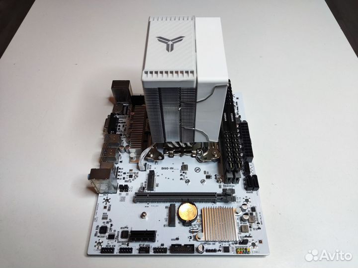 Комплект: i5-12400f, B660, 32Gb, кулер
